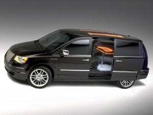 Chrysler Town & Country Black Jack